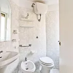 Apartment Large & Quiet In Monteverde Rome